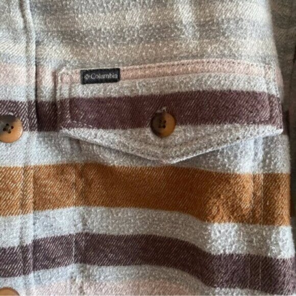 Columbia Calico Basin Shirt Jacket Shaket Woman Large Grey Stripped Pockets Cozy - Picture 8 of 16